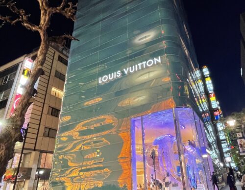 ルイヴィトン　大判シルクショール　銀座並木店購入 ルイ・ヴィトン 銀座並木通り店 日本｜ルイ・ヴィトン 公式サイト