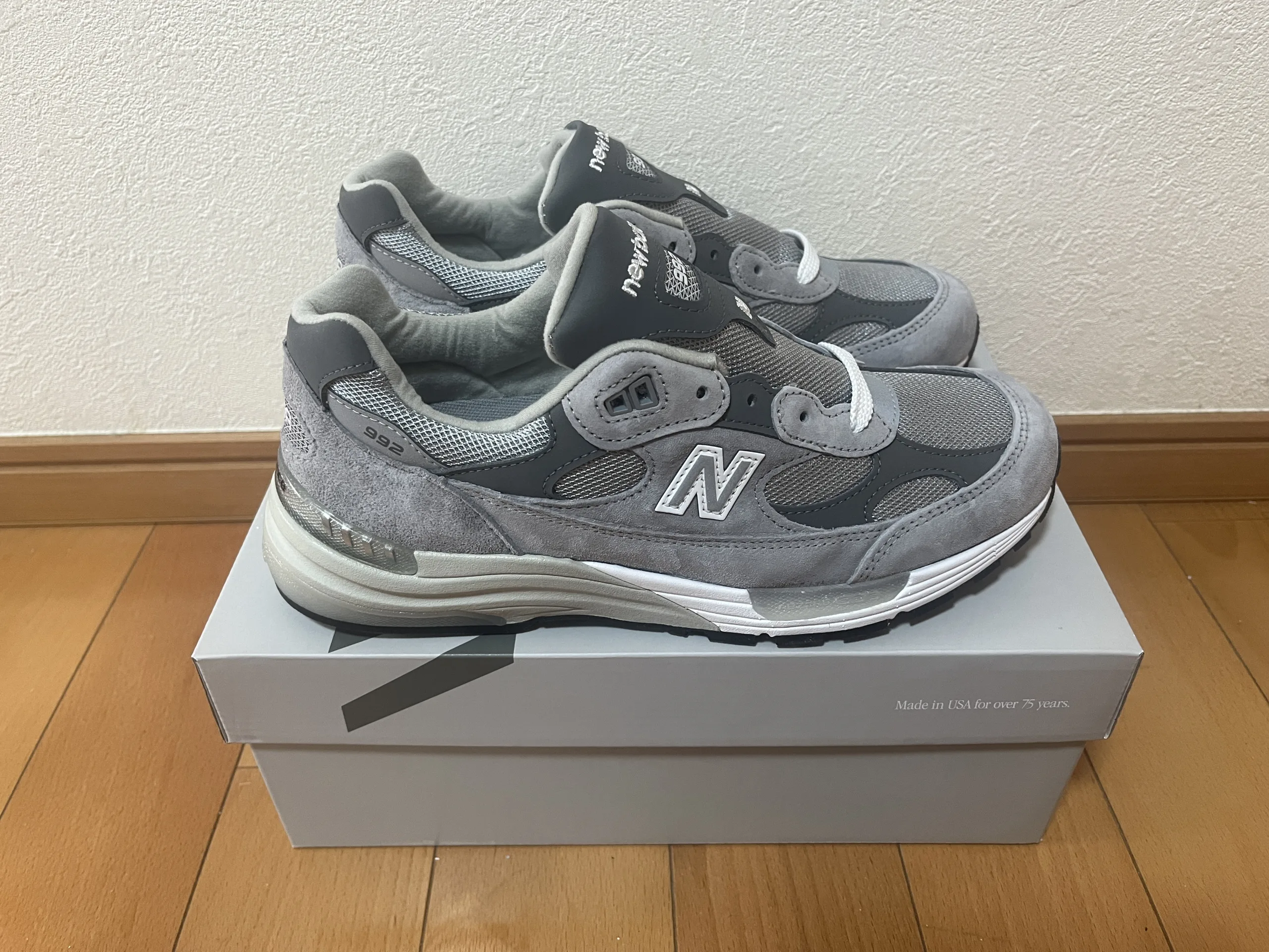 ニューバランス992 new balance992 2025 再販 復刻 レビュー なぜ人気 なぜ高い
