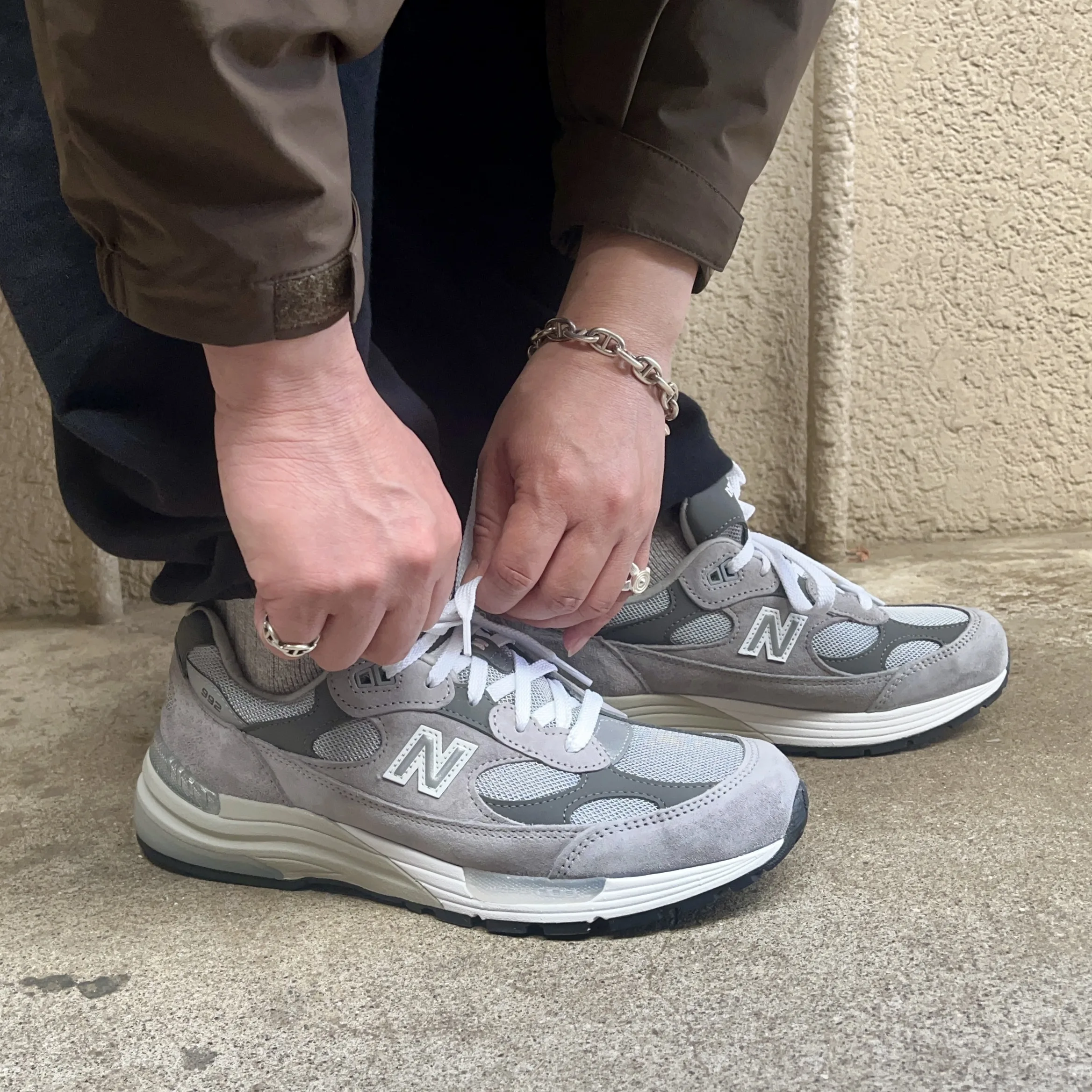 ニューバランス992 new balance992 2025 再販 復刻 レビュー なぜ人気 なぜ高い