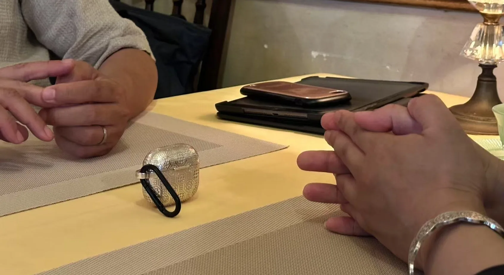 Airpodsケース　シルバー925　銀製　エアポッズケース　CRAFTTALES クラフトテイルズ