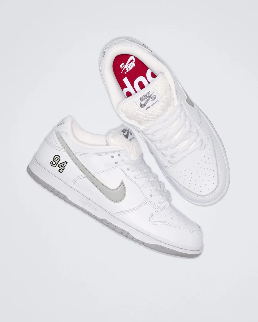 Supreme Nike SB Dunk Low Pro OG QSダンク シュプリーム　人気　コラボ