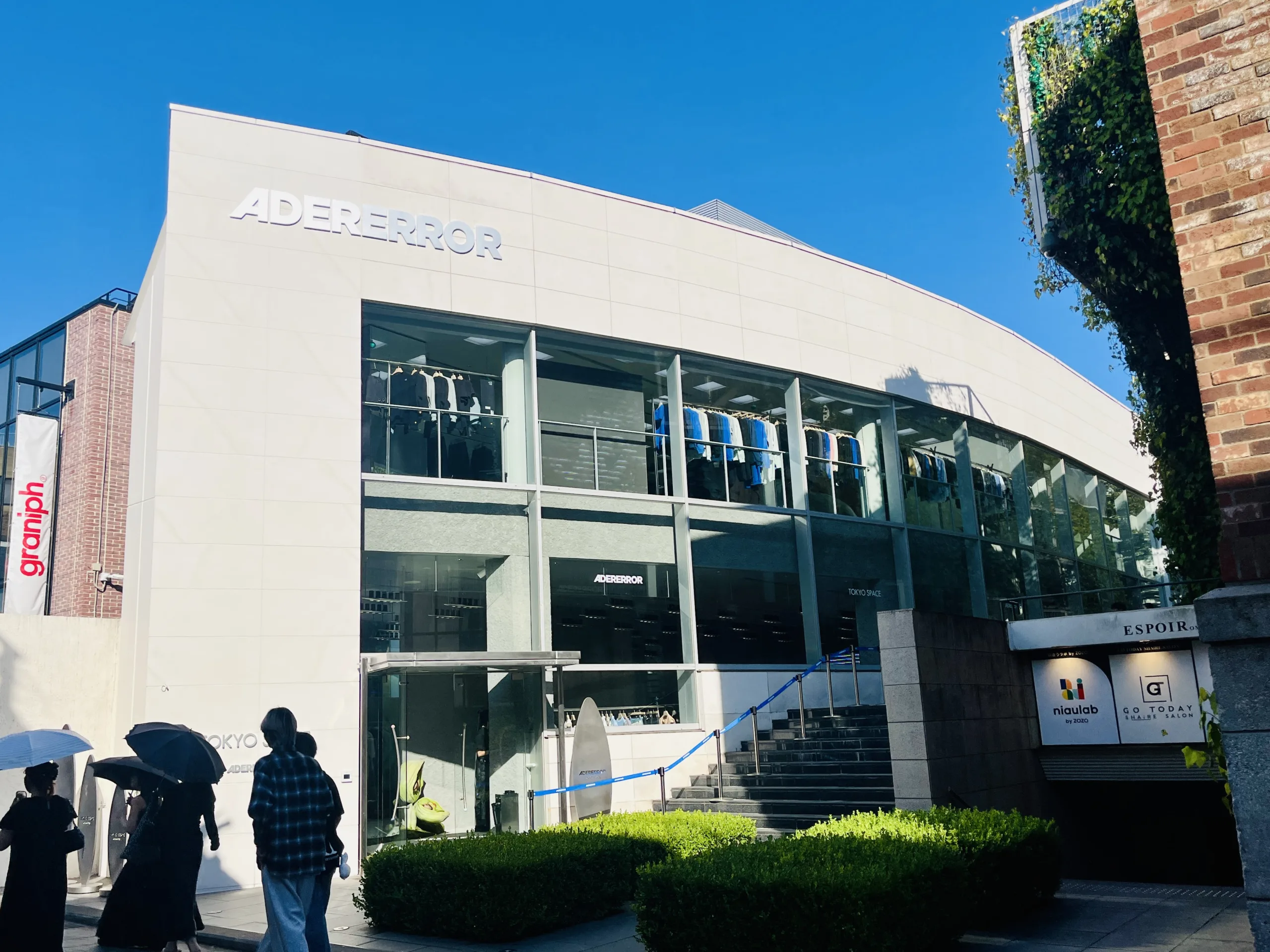 ADERERROR　アーダーエラー　原宿　表参道　店舗　日本　東京